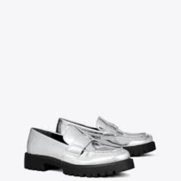 NIB Tory Burch classic LUG loafer  silver - Picture 1 of 4